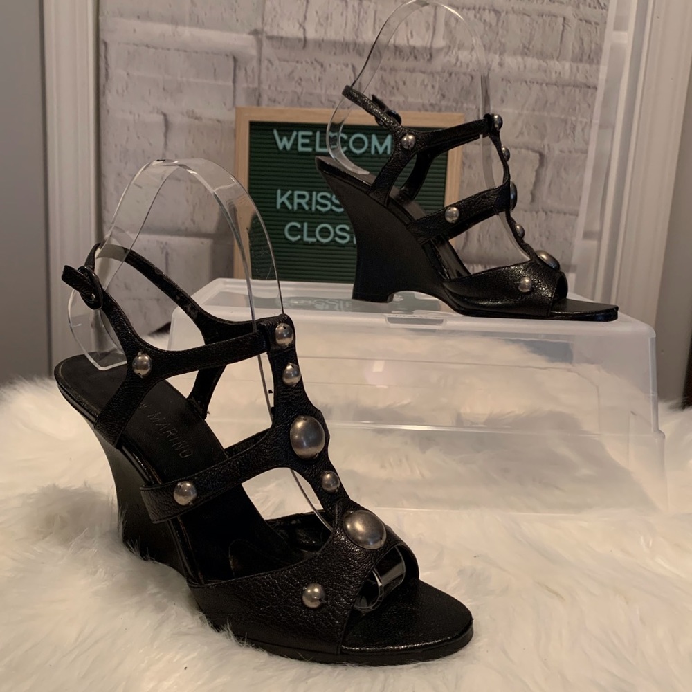Ann Marino Black Wedges Size 7